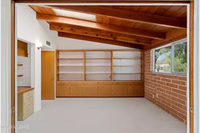 1543 N Plaza De Lirios, Tucson, AZ 85745 - Photo 7