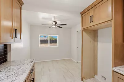 2111 S Miramonte Stravenue, Tucson, AZ 85713 - Photo 23
