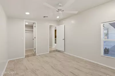2111 S Miramonte Stravenue, Tucson, AZ 85713 - Photo 13