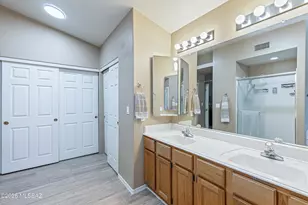 10301 N Oak Knoll Ln, Tucson, AZ 85737 - Photo 27