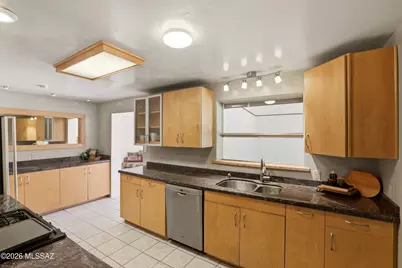 5526 E 20th Street, Tucson, AZ 85711 - Photo 3