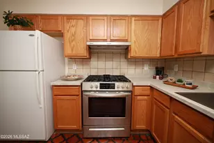 672 W Calle Sevilla, Tucson, AZ 85756 - Photo 15