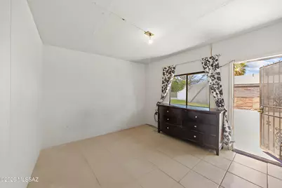 843 W Wyoming Street, Tucson, AZ 85706 - Photo 9