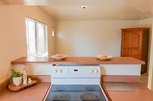 455 W Kelso St, Tucson, AZ 85705 - Photo 9