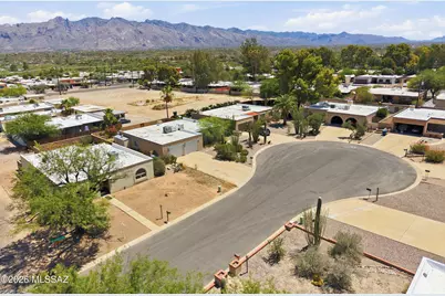 2501 E Greenlee Place, Tucson, AZ 85716 - Photo 43