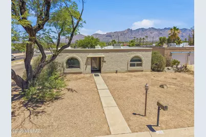 2501 E Greenlee Place, Tucson, AZ 85716 - Photo 1