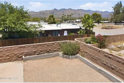 2501 E Greenlee Place, Tucson, AZ 85716 - Photo 39