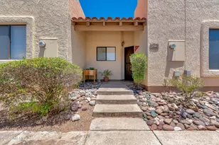 2504 N Ironwood Ridge Dr, Tucson, AZ 85745 - Photo 3