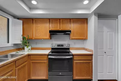 2504 N Ironwood Ridge Drive, Tucson, AZ 85745 - Photo 17