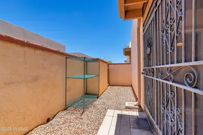 2504 N Ironwood Ridge Drive, Tucson, AZ 85745 - Photo 33