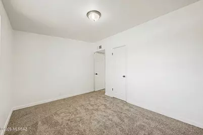 6470 E Calle Luna, Tucson, AZ 85710 - Photo 17