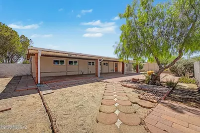 6470 E Calle Luna, Tucson, AZ 85710 - Photo 33