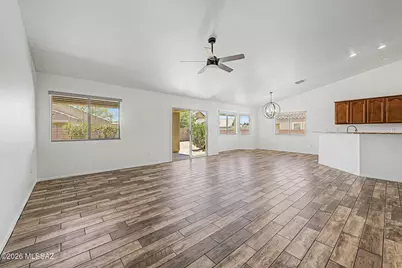 1060 E Stronghold Canyon Lane, Sahuarita, AZ 85629 - Photo 9