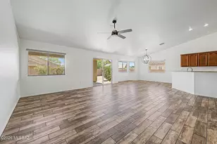 1060 E Stronghold Canyon Ln, Sahuarita, AZ 85629 - Photo 9