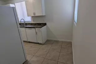 3433 E 27th St, Tucson, AZ 85713 - Photo 5