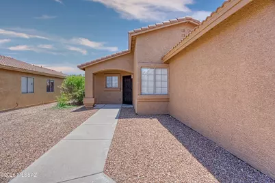 7992 N Siskiyou Drive, Tucson, AZ 85743 - Photo 3