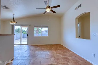 7992 N Siskiyou Drive, Tucson, AZ 85743 - Photo 7