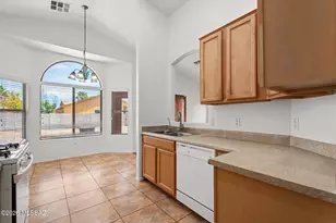 2403 E Calle Gran Desierto, Tucson, AZ 85706 - Photo 11