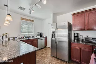 6726 E Sea Horse Rd, Tucson, AZ 85756 - Photo 9