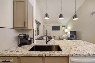 7668 E 22nd St, Tucson, AZ 85710 - Photo 9