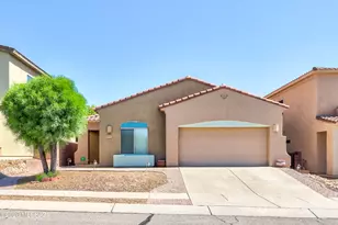 10046 E Cedar Hill Dr, Tucson, AZ 85748 - Photo 1