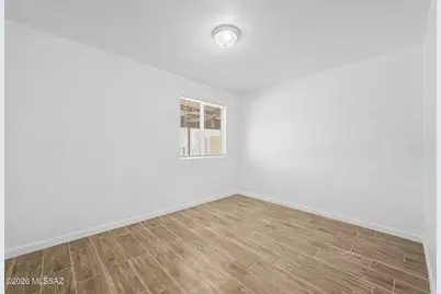 325 W District Street, Tucson, AZ 85714 - Photo 19
