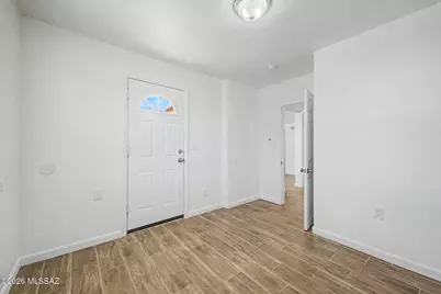 325 W District Street, Tucson, AZ 85714 - Photo 15