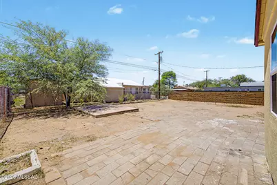 325 W District Street, Tucson, AZ 85714 - Photo 23