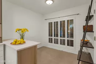 6400 N Val Dosta Dr, Tucson, AZ 85718 - Photo 11