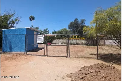 2703 E Grant Road #11, Tucson, AZ 85716 - Photo 3