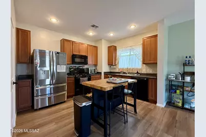 8361 W Screech Owl Drive, Tucson, AZ 85757 - Photo 1