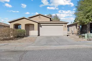 10013 E Rocky Wash Dr, Tucson, AZ 85748 - Photo 1