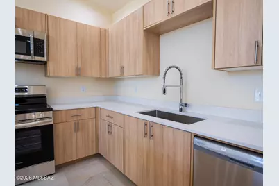 1616 E Hedrick Drive #2, Tucson, AZ 85719 - Photo 3