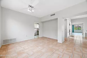 4819 S Prairie Hills Dr, Green Valley, AZ 85622 - Photo 15