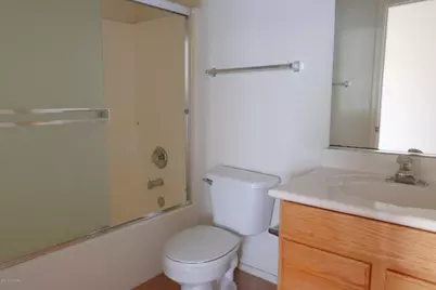 8042 E Sundew Drive, Tucson, AZ 85710 - Photo 23