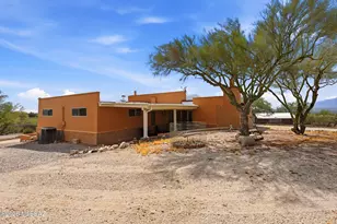 11155 E St James Rd, Tucson, AZ 85748 - Photo 19