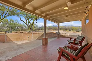 11155 E St James Rd, Tucson, AZ 85748 - Photo 17