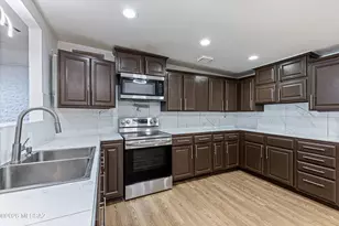 3650 E March Pl, Tucson, AZ 85713 - Photo 11