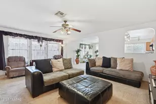 3927 W Rock Basin Ln, Tucson, AZ 85745 - Photo 9