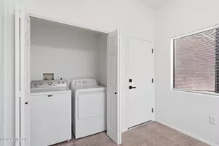 1655 W Calle Zuniga, Green Valley, AZ 85622 - Photo 11