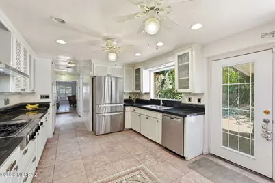 6550 E Miramar Drive, Tucson, AZ 85715 - Photo 19