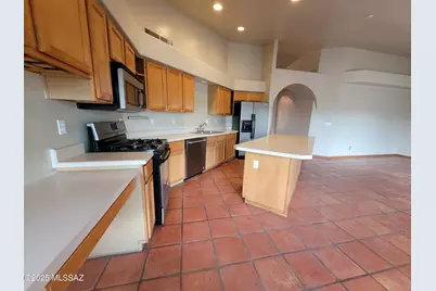 11065 E Snyder Road, Tucson, AZ 85749 - Photo 7