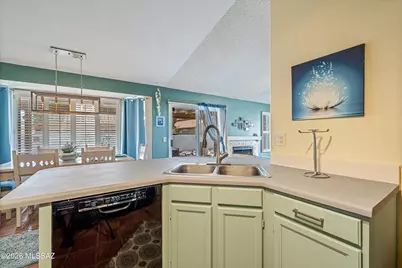 2101 N Bitter Cherry Drive, Tucson, AZ 85715 - Photo 17