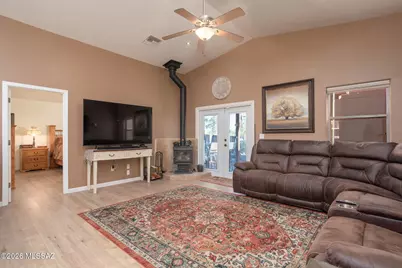 2310 W Calle Grato, Oracle, AZ 85623 - Photo 15