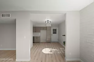 121 W Vista Grande Dr, Tucson, AZ 85704 - Photo 13
