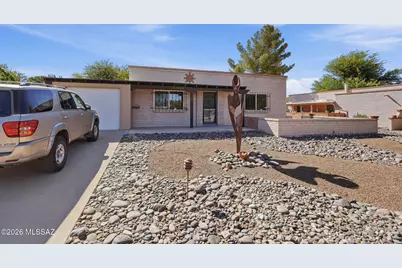 530 S La Lima, Green Valley, AZ 85614 - Photo 3