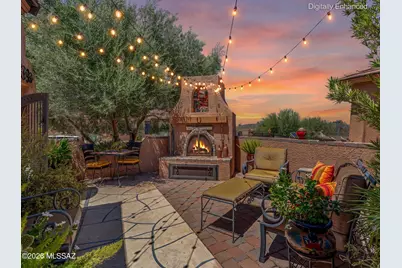 407 W Astruc Drive, Green Valley, AZ 85614 - Photo 1
