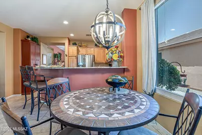 407 W Astruc Drive, Green Valley, AZ 85614 - Photo 15