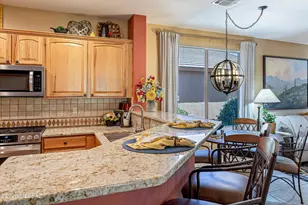 407 W Astruc Dr, Green Valley, AZ 85614 - Photo 13
