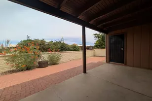1530 W Camino Calderon, Green Valley, AZ 85622 - Photo 25